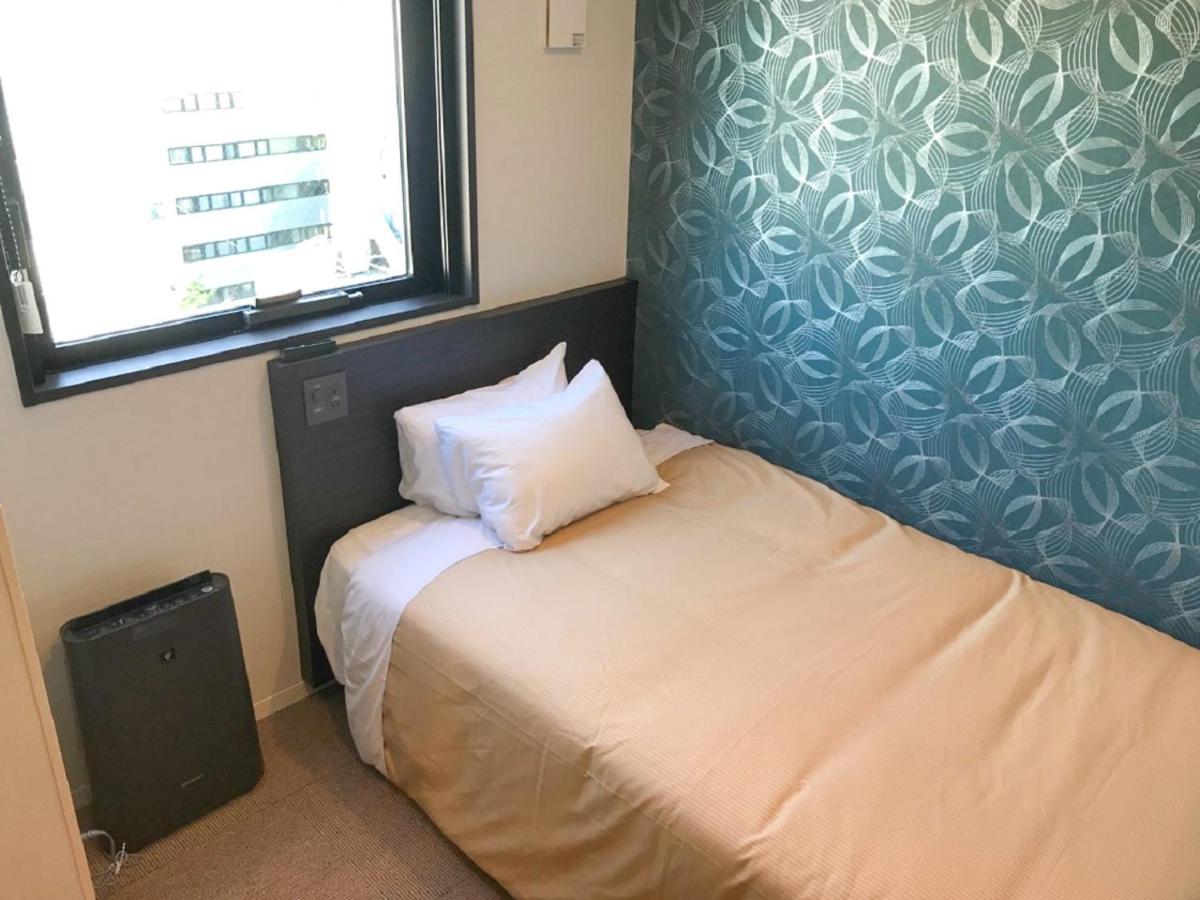 HOTEL LiVEMAX Ikebukuro Ekimae Tokyo Bagian luar foto