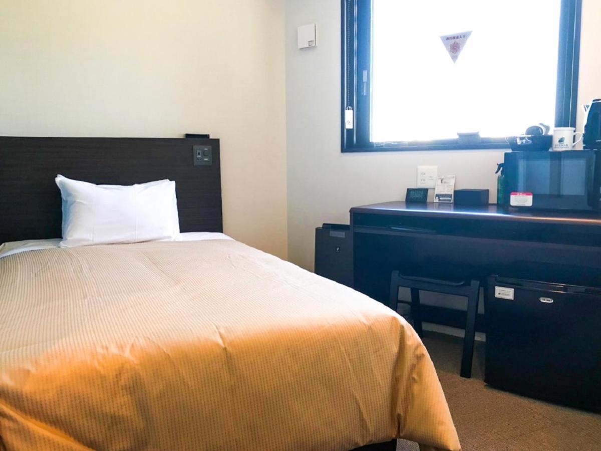 HOTEL LiVEMAX Ikebukuro Ekimae Tokyo Bagian luar foto