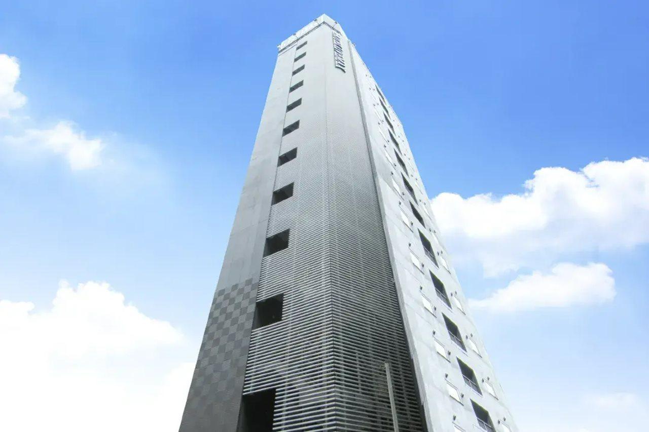 HOTEL LiVEMAX Ikebukuro Ekimae Tokyo Bagian luar foto