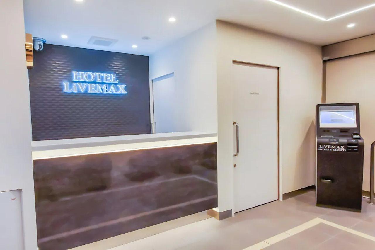 HOTEL LiVEMAX Ikebukuro Ekimae Tokyo Bagian luar foto