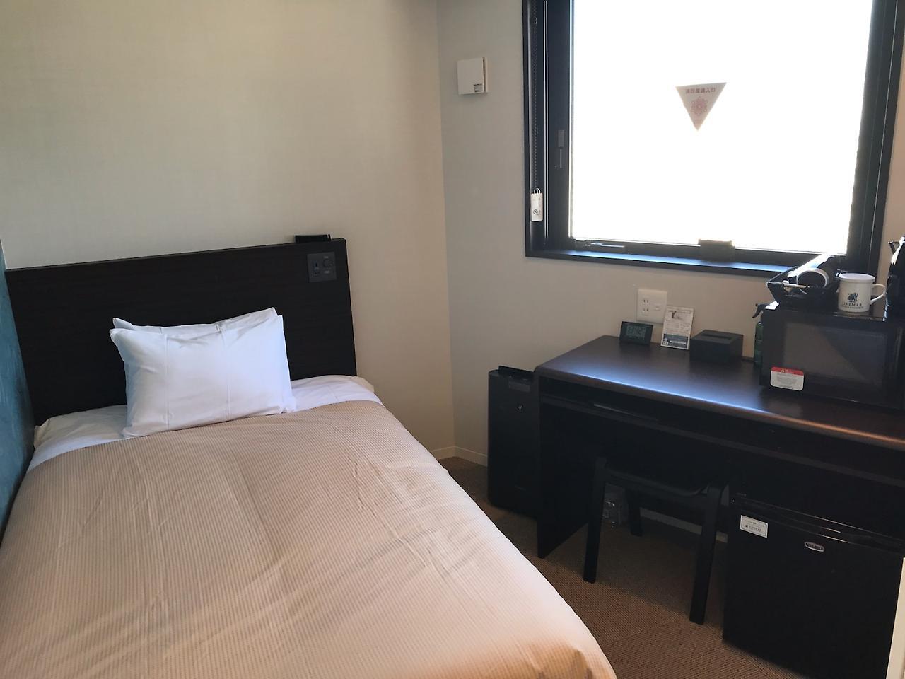 HOTEL LiVEMAX Ikebukuro Ekimae Tokyo Bagian luar foto