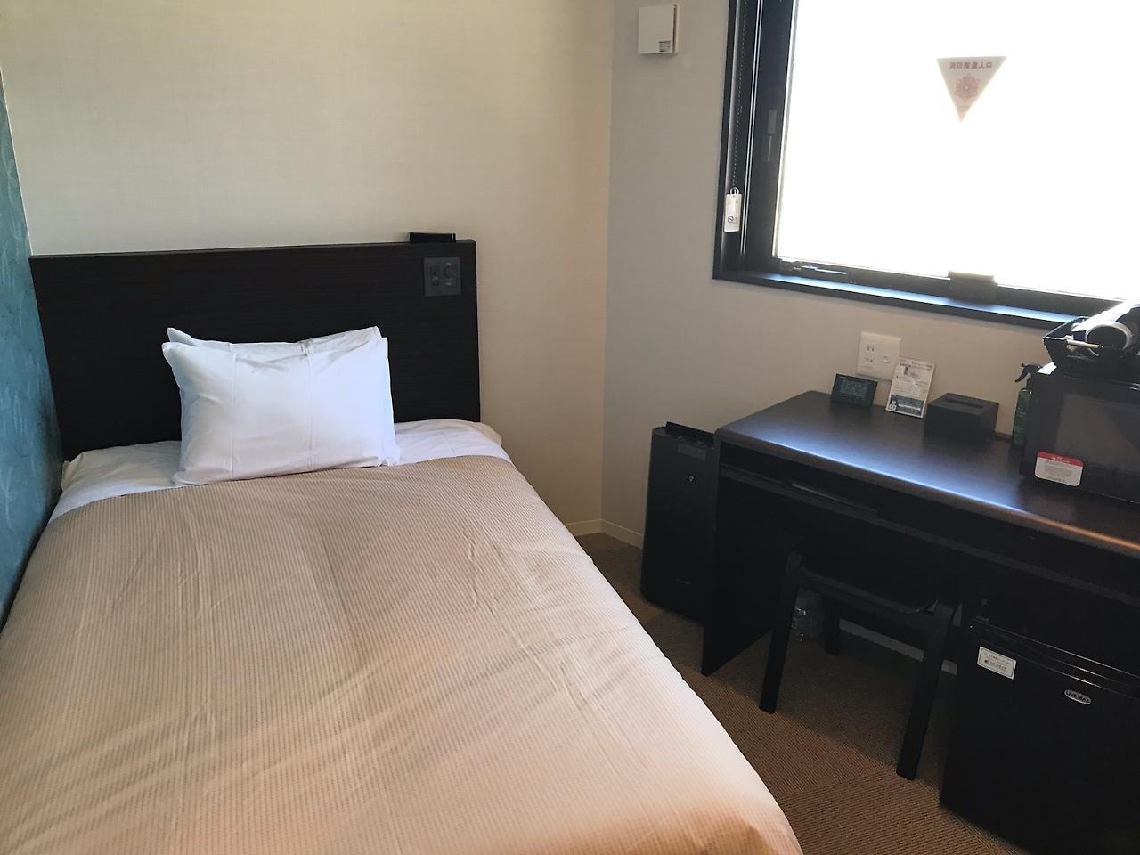 HOTEL LiVEMAX Ikebukuro Ekimae Tokyo Bagian luar foto